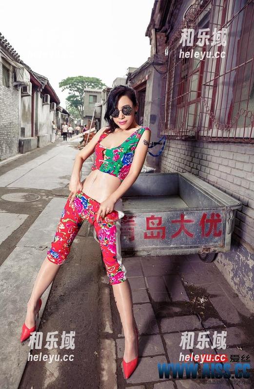 图包特供：爱丝的皮革女王写真，感觉要飞起来了！