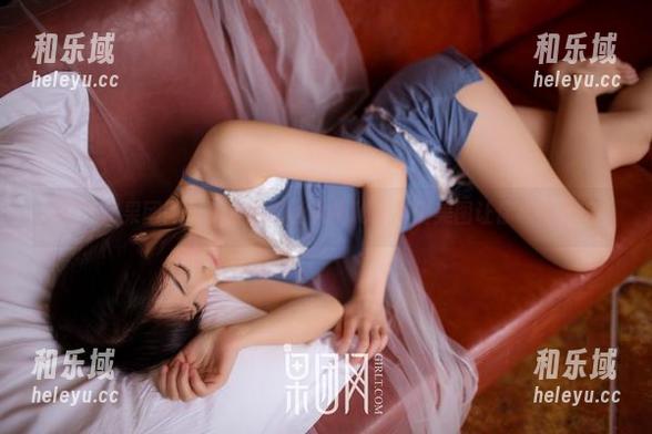 GIRLT果团网 - 陈秋雨肉丝大揭秘：高清美图让你心跳加速