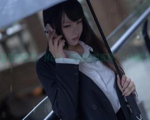 教室里的秘密：Halo_酱的私拍资源，一触即发！