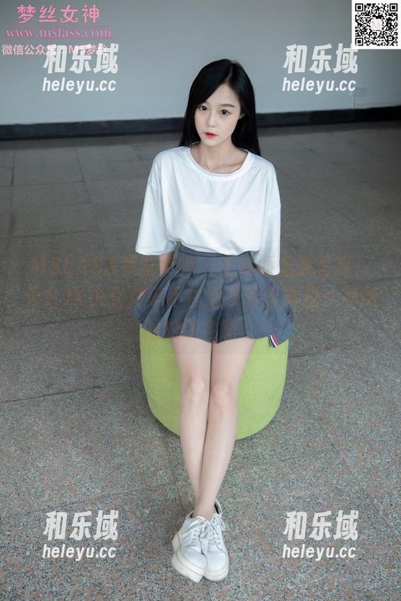MSLASS梦丝女神-王娇娇 MSLASS梦丝女神 - 王娇娇最新写真:天台JK少女,忍不住感叹青春真是一场美丽的误会啊!