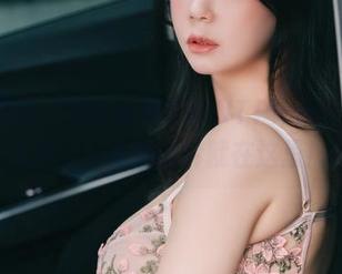 看Sia(시아)怎么玩转SAINTPhotolifeVOL.2——免费照片就在这里！