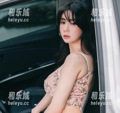 看Sia(시아)怎么玩转SAINTPhotolifeVOL.2——免费照片就在这里！