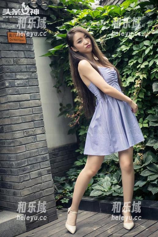 TouTiao头条女神-罗蔓蒂 TouTiao头条女神 - 女仆风情无限:罗蔓蒂的原图更新,戳中你的少女心!