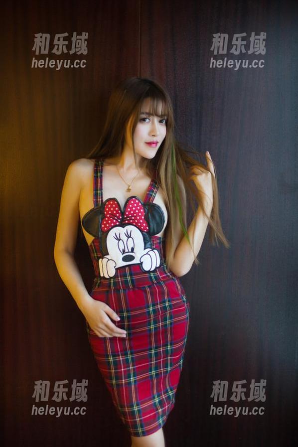 TuiGirl-胡允儿 TuiGirl - 美图故事:胡允儿和她女友一起的艺术探险!