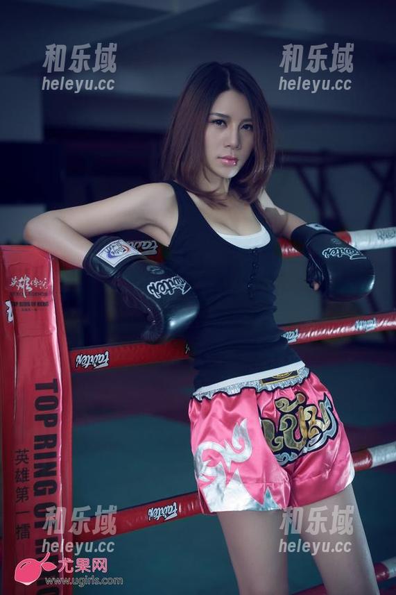 UGirls尤果网-乔依琳 UGirls尤果网 - 观看乔依琳的旗袍:一瞬间,时间都静止了