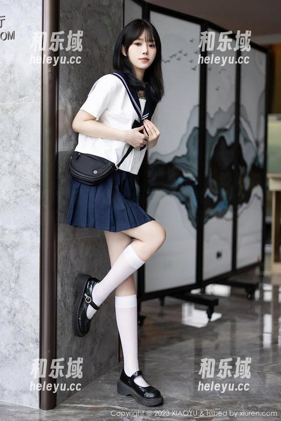 XIAOYU语画界-小海臀Rena XIAOYU语画界 - 毛衣和小海臀Rena的完美搭档,无圣光,图片质量依旧在线!
