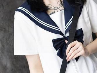 XIAOYU语画界 - 在泳衣里，杨晨晨Yome的每一张精选图片都是故事