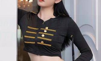Xiuren秀人网 - 教室里的娜娜子呀，美图下载让人忍不住想多看几眼！