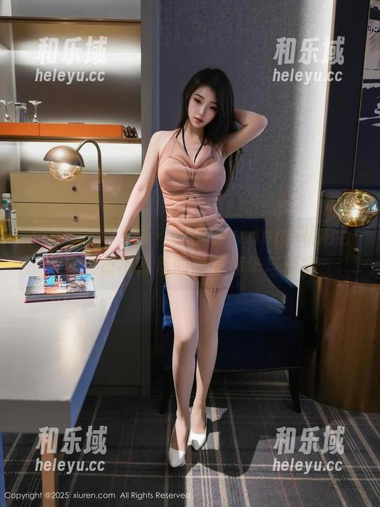 Xiuren秀人网-小橘子orange Xiuren秀人网 - 小橘子orange私拍合集:旗袍背后的那些浮华与真实