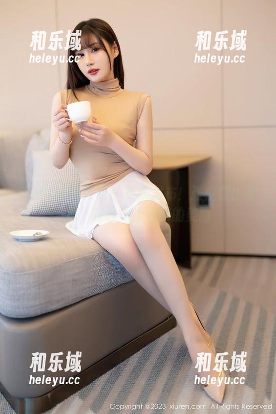 Xiuren秀人网 - 最新发布！张庭蓉比基尼，在沙滩上撒野的美丽