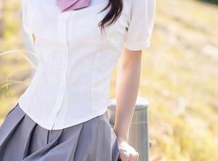 Xiuren秀人网 - 林文文yooki的无圣光泳衣写真，感觉每一寸都在呼吸。