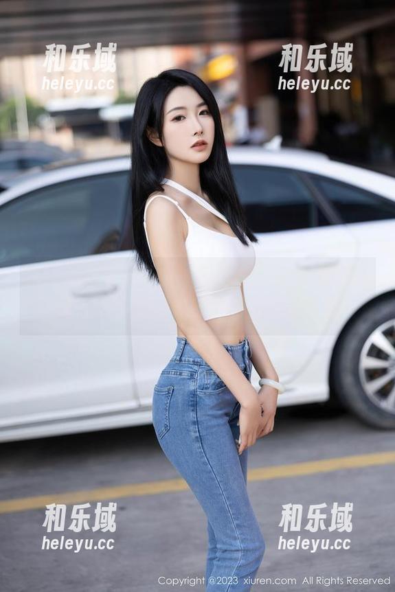 Xiuren秀人网-沐言yanyan Xiuren秀人网 - 沐言yanyan的夏日美图写真,阳光和影子的完美捉迷藏