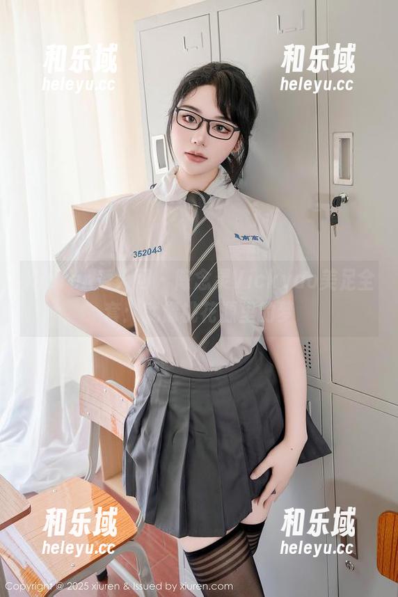 Xiuren秀人网 - 陈念灵Vickyao美足全套：就像桃花源里的梦