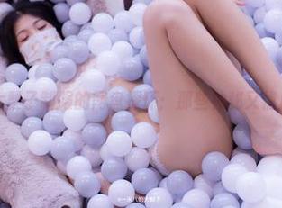 一米八的大梨子制服的网盘探环：那些神秘又俏皮的作品！