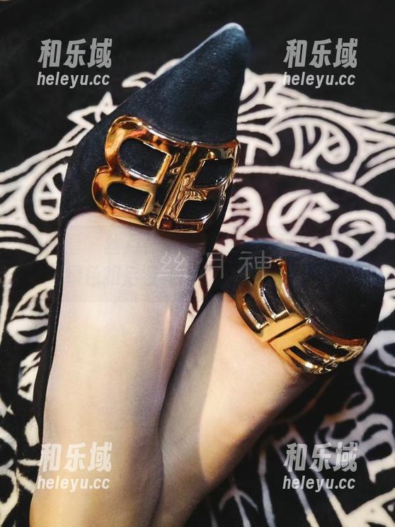 微密圈 - 丝月神最新图库！你敢来挑战“绿色扣后竖线肉丝”的诱惑吗？