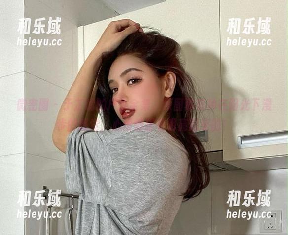 于芷晴 微密圈 - 于芷晴的户外全集,原图真有种在阳光下漫步的感觉,心情都跟着明亮起来的!