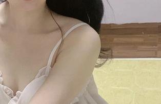 倦倦喵的吉他妹妹独特更新：细腻如光影的流动！