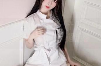 微密圈 - 教室里的阳光：十万口草莓粥粥分享她的图集，超温暖