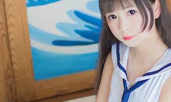 那张原图，简直就是女王气质的完美诠释，向小圆你太会了！