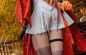 咬一口兔娘体操服写真：运动与诱惑的边缘游戏
