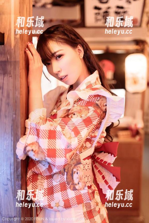 嗲囡囡 - Hana妹泳衣图包：远距离的撩拨，叫人怎能不心动