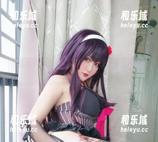 夏鸽鸽不想起床的在线美图，黑兽奥莉加让我心里一阵小悸动