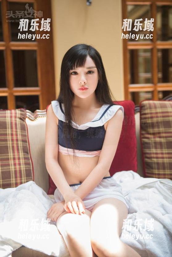 头条女神 - 信悦儿的私房学生服作品：性感，风格，统统都有！