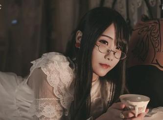 嫣嫣子原图曝光：碧蓝档案妃咲的真实一面