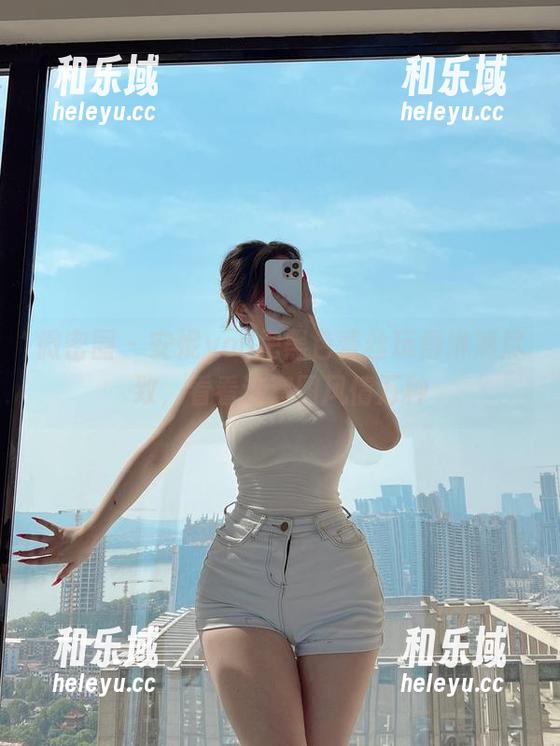 安妮yoo 微密圈 - 安妮yoo把黑色蕾丝玩得淋漓尽致,看看这套图风情万种