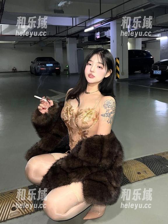 小优优子 微密圈 - 双马尾绝配,只能说小优优子的作品很有个性,没错!