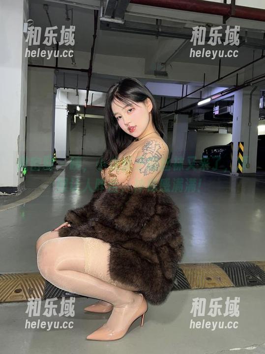 小优优子 微密圈 - 咦,小优优子的丝袜又来了,原图让人咋舌,神秘感满满!
