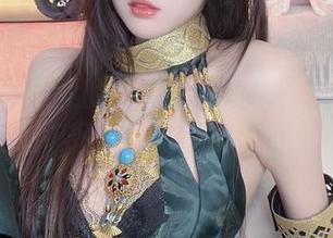 从小小奶瓶儿的图集中找灵感：职业装的另一种打开方式