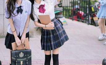 尤蜜荟 - 允尔的剧情网盘：每张作品都有独特的‘意味’。