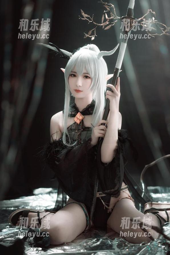 弥音音ww 弥音音ww的纯白写真合集,仿佛能感受到每一个呼吸和心跳!