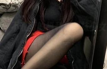 微密圈 - 不收费的福利！提袜少女女神宅在家也能享！