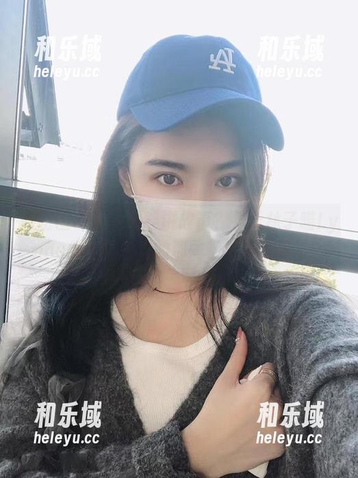 微密圈 - 内衣也能讲故事？看看林子喵Lynne最新图包里的那些‘温柔陷阱’！