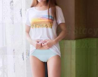 果团网 - 套图纵览：何梦兮Stacy清纯之下，你绝对想不到的层次感