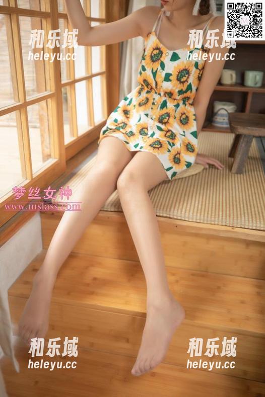 梦丝女神-乔儿 梦丝女神 - 清新又治愈的JK色彩:乔儿的高清壁纸俘获你的心!