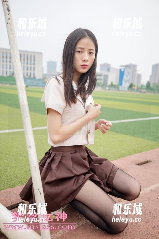梦丝女神 - 在宁夏的连衣裙世界里，发现绝美精选图片