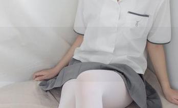 楼梯间的诱惑：森萝财团黑丝小妹私拍合集