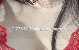 微密圈 - 楚楚不吃鱼的黑色写真，完美的阴影与光线，照片仿佛在讲故事。