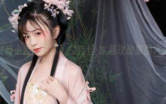 爆机少女喵小吉的艺术，拉克丝·水晶玫瑰原图火速下载！