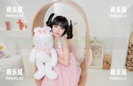 爆机少女喵小吉 爆机少女喵小吉的短裤福利,图包里藏着小秘密哦