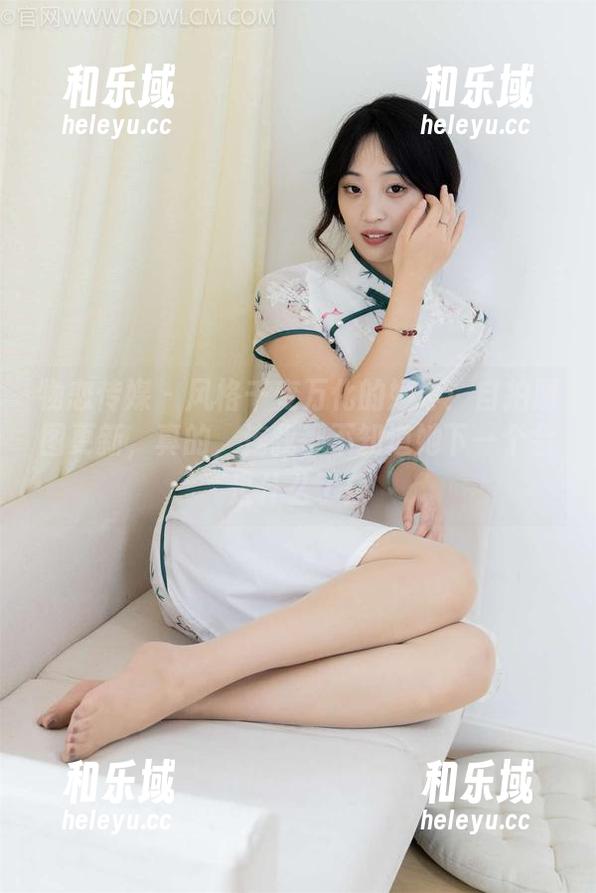 物恋传媒-婷婷 物恋传媒 - 风格千变万化的婷婷:自拍原图更新,真的,连我都不知道她下一个会是什么了!