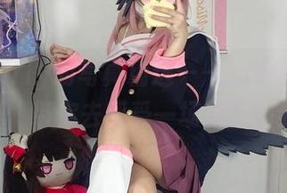 白栎Shirly的写真精选——就让鸣潮和朽叶千咲带你去感受一场秋天的梦！
