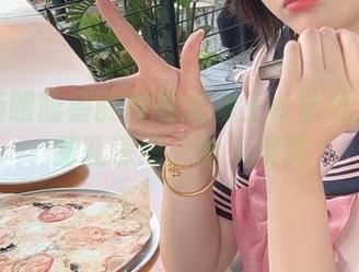 微博姬眼眼兽的眼酱大魔王w壁纸合集：瞳孔深邃，令人沉醉