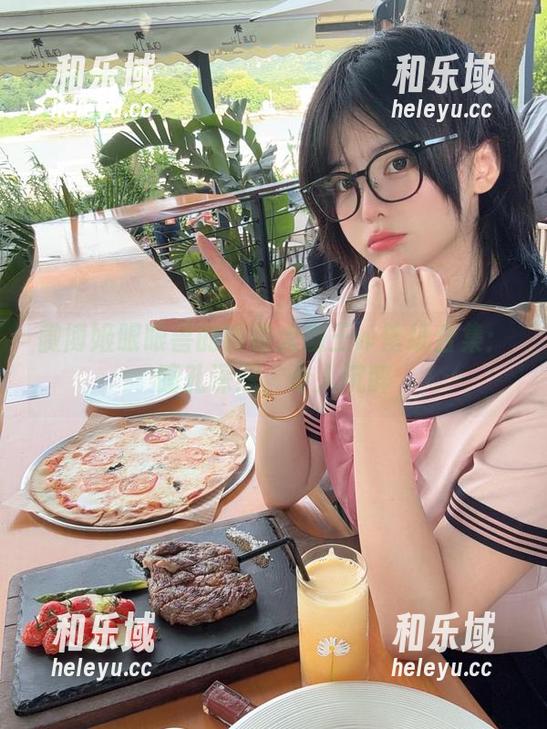 眼酱大魔王w 微博姬眼眼兽的眼酱大魔王w壁纸合集:瞳孔深邃,令人沉醉