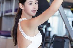 秀人网 - Lucky沈欢欣修女图集：心灵与隐秘的私房对话