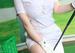 秀人网 - 乔伊joy的吊带福利时光：摄影作品中的神秘诱惑