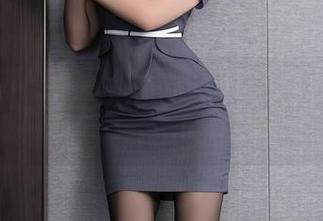 秀人网 - 更新！小九月的万圣节写真，瞧她是如何玩转南瓜与精灵的！